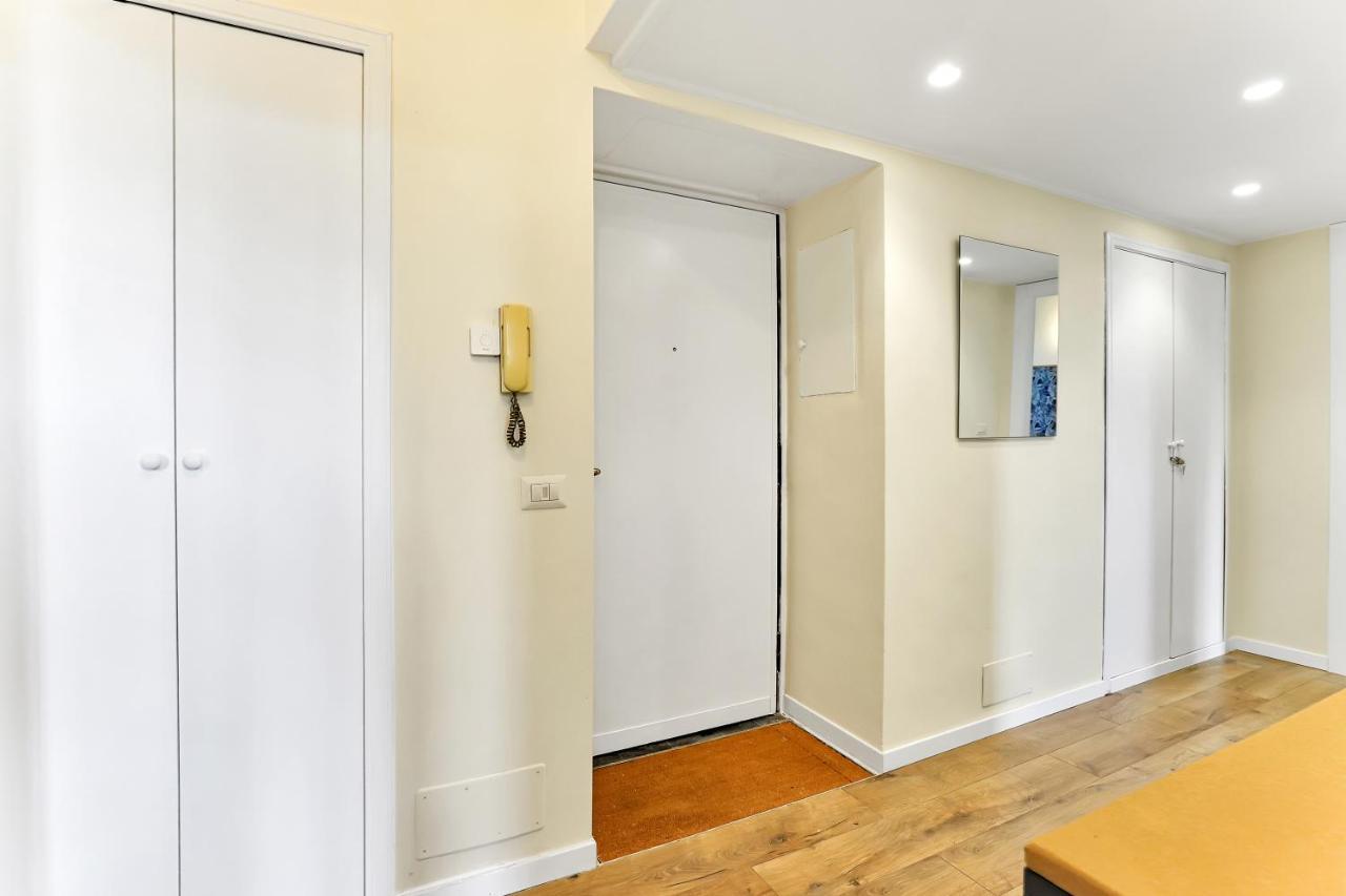 Apartment Napoli 25 - Affitti Brevi Italia Milan
